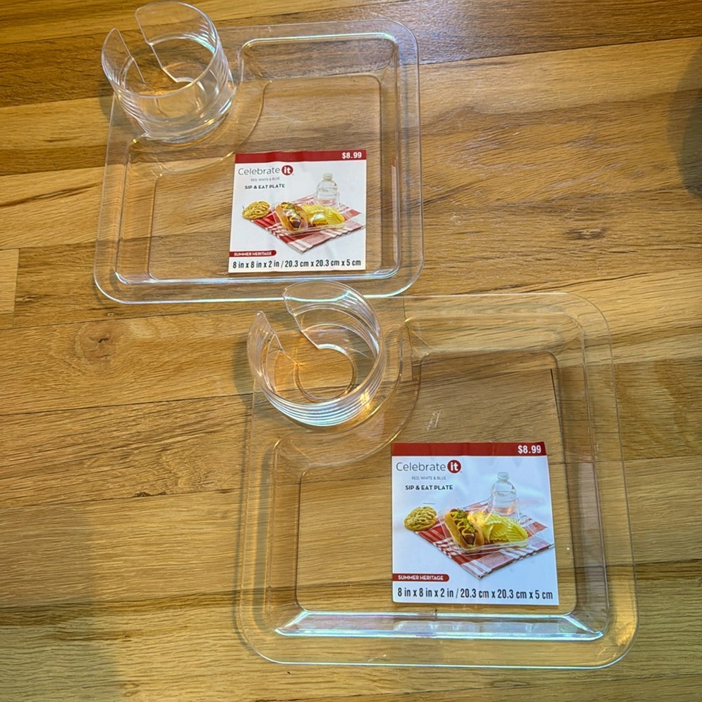 NWT - Bundle of 2 - Sip & Eat Plate